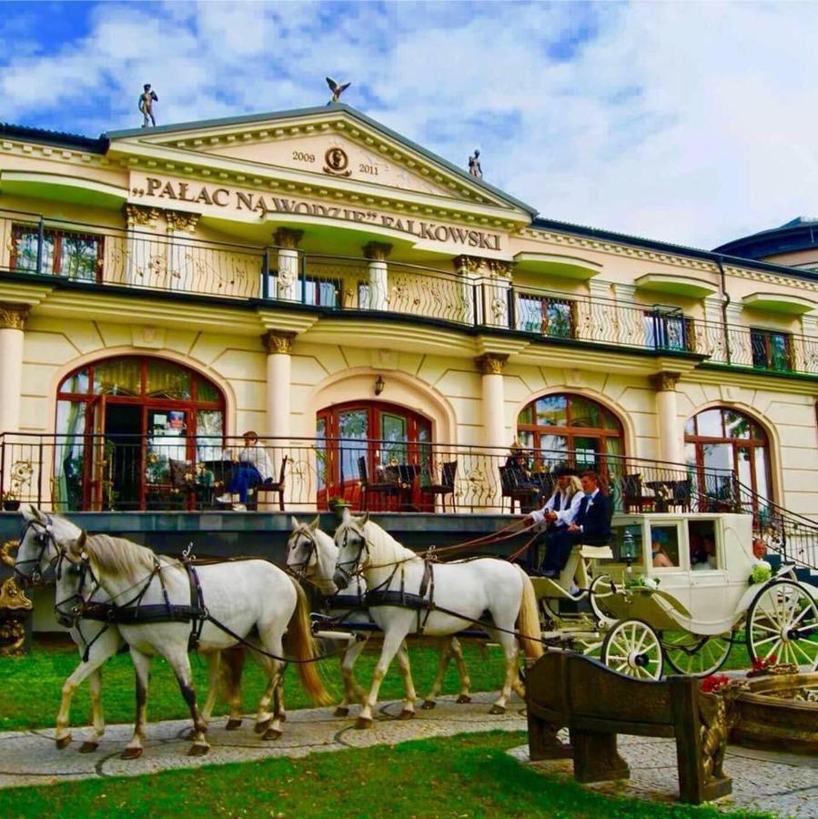 Uzdrowisko Sanatorium Augustow Palac Na Wodzie Falkowski Exterior foto